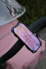 Mobilholder til barnevognen