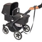 håndleddsrem lang til barnevogn fra tinkafu på bugaboo med person-1_result